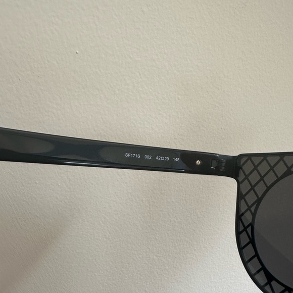 Salvatore Ferragamo 42mm Sunglasses Matte Black - Picture 14 of 16